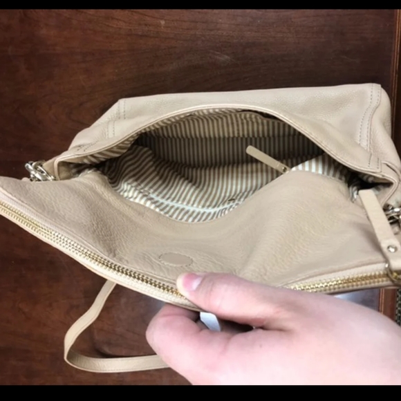Kate Spade Crossbody - Picture 3 of 4